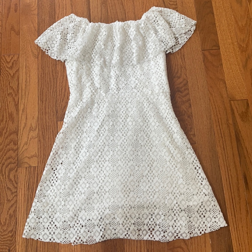 Zara kids detailed white dress with open back